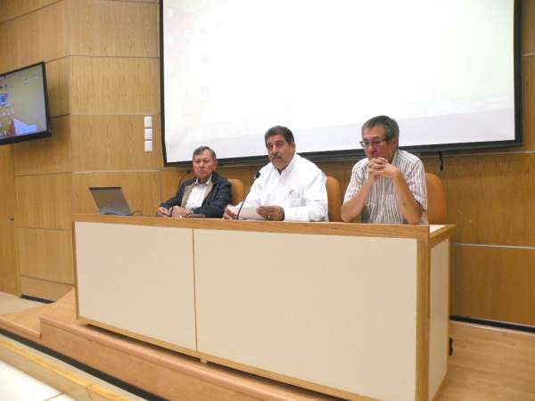 Imparten Conafor y UNAM curso-taller de diversidad, importancia y manejo de los encinos en Michoacán - Foto 1 