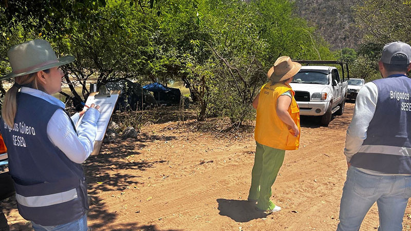 Despliegan vigilancia epidemiológica y sanitaria en Arroyo Seco, Querétaro 