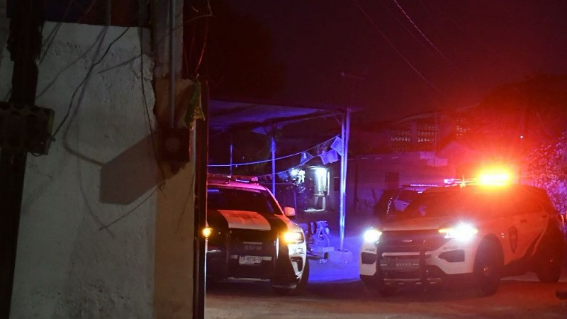 Pelea de gallos clandestina, deja a una persona sin vida en Querétaro 