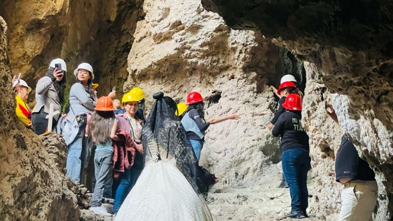 Turistas llegan a las Grutas de Tziranda esta Semana Santa 