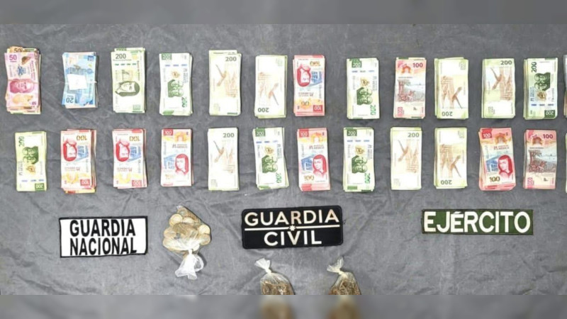 Detienen a dos sujetos con 250 mil pesos en efectivo, en Buenavista, Michoacán 