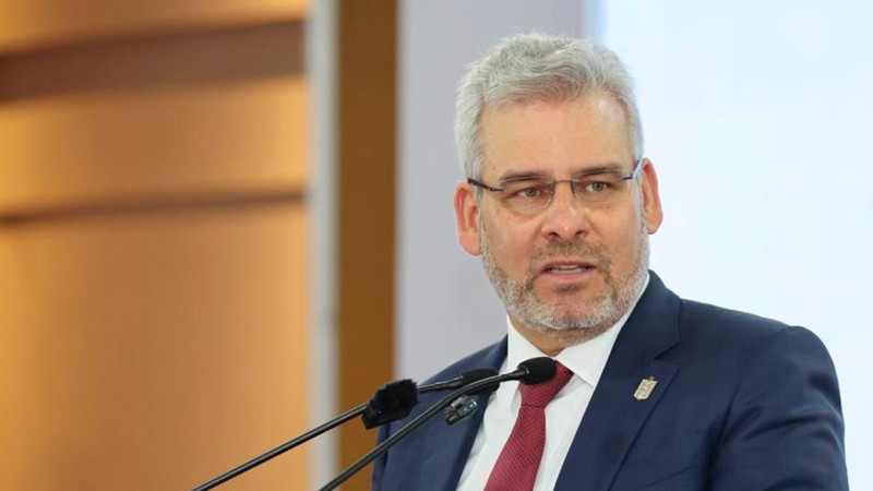 Arquidiócesis de Morelia no devolverá camionetas entregadas por Silvano, asegura Bedolla 