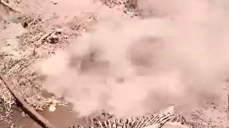 Brota vapor y agua de la tierra en Uruapan, Michoacán 