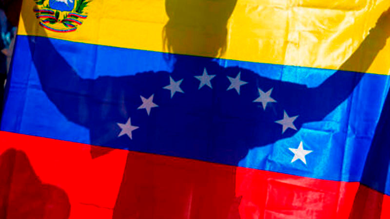 Venezolanos se manifiestan en Chiapas; exigen vuelos de repatriación 