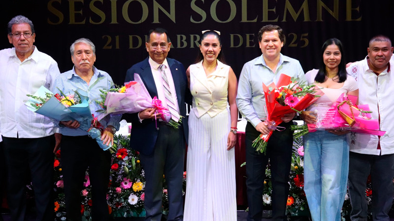 La presidenta municipal Fanny Arreola Pichardo encabeza Sesión Solemne  