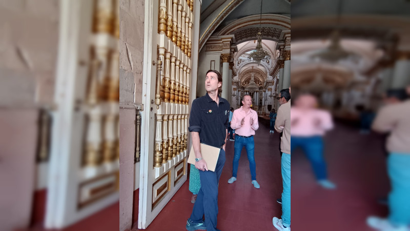 Luke Wilson se deslumbra con el legado histórico de Celaya durante su visita