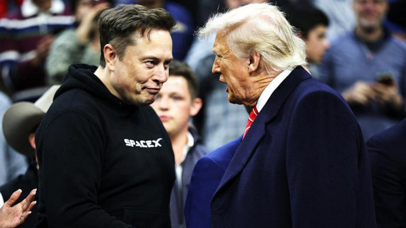 Elon Musk dejará a Donald Trump para enfocarse en Tesla tras caída del 71 % 