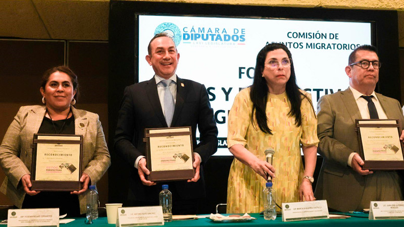 Semigrante presenta propuestas para fortalecer apoyo a paisanos en foro nacional 
