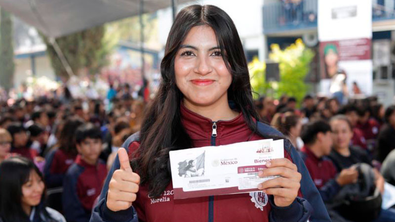 Más de 44 mil jóvenes michoacanos recibirán beca “Benito Juárez” para continuar estudios 