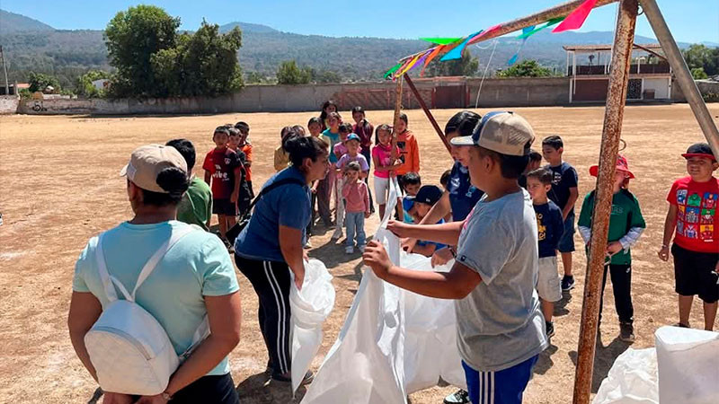 La alegría de la niñez sigue recorriendo Quiroga