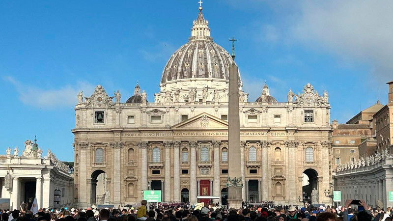 Más de 250 mil personas asistieron al funeral del papa Francisco 