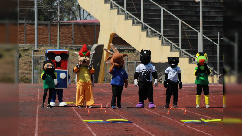 Deporte y convivencia familiar, en exitosa Carrera de Botargas por los Niños: Ernesto Núñez  
