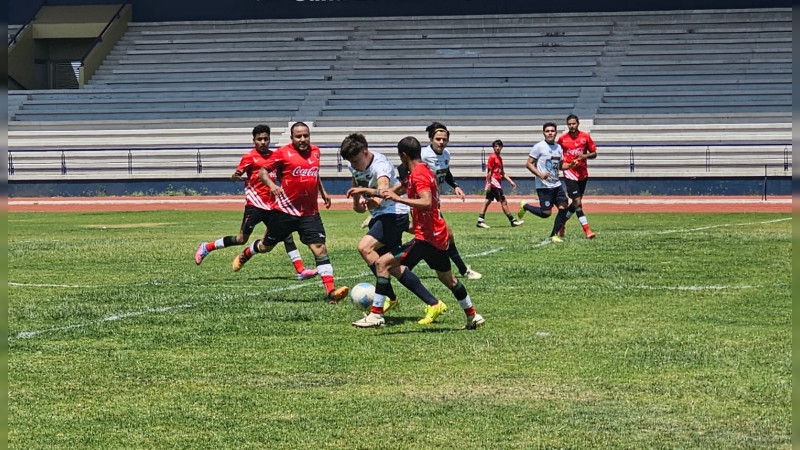 Domingo invicto para los equipos de la UMSNH  