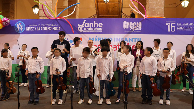Orquesta de niñas y niños morelianos brilla en Premiación al Mérito Infantil ‘Sapirhaticheri’ 