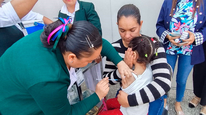 Arranca en Uruapan la Primera Semana Nacional de Vacunación 2025 en la UMF 81 del IMSS 