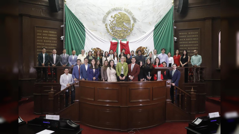 Con diálogo abierto y gran participación ciudadana, en Michoacán se realizó el “Primer Parlamento Abierto de Liderazgo Ambiental 2025”