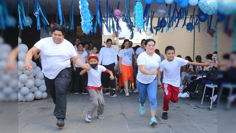 Lleva AMANC alegría a niñas y niños michoacanos con cáncer  