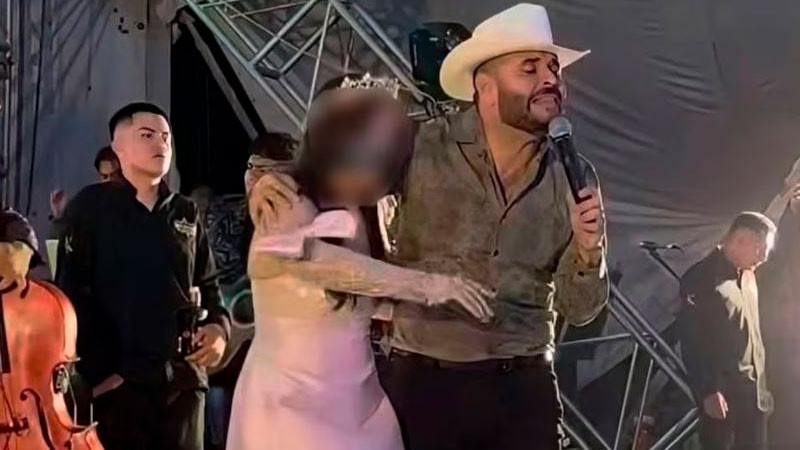 Alcalde de Tianguistengo, Hidalgo, hace fiestón con todo y show de “El Komander” incluido 