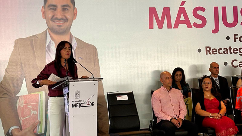 Michoacán vive el mejor momento educativo, asegura Gabriela Molina 