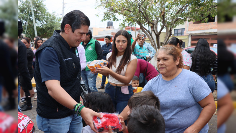 Con regalos y diversión, celebra el PVEM el Día de la Niñez en Morelia