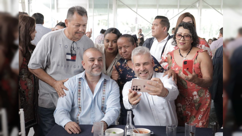 El Gobernador de Michoacán reafirma su compromiso con el sector salud y la Sección 21: "No están solos"
