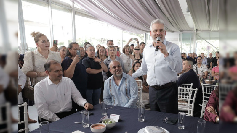 El Gobernador de Michoacán reafirma su compromiso con el sector salud y la Sección 21: "No están solos"