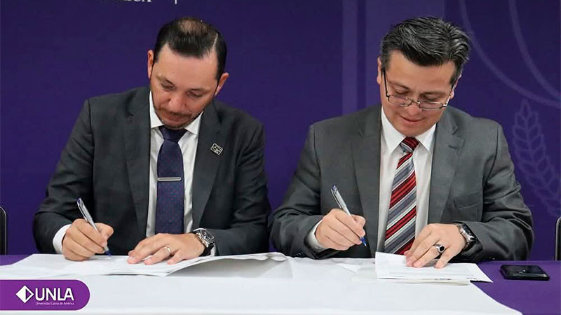 Firman convenio de colaboración Colegio Michoacano de Licenciados en Administración y la UNLA 