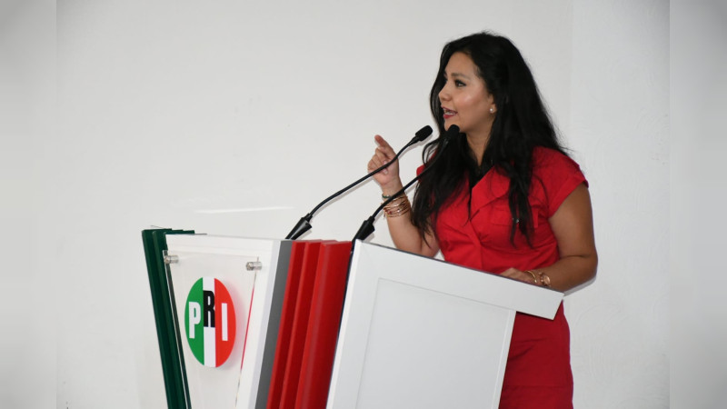 El buen priista se forma en la fila de la disciplina: Caro Tomas 