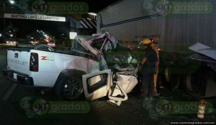 Morelia: Una joven muerta y dos lesionados, deja accidente en la salida Salamanca - Foto 0 