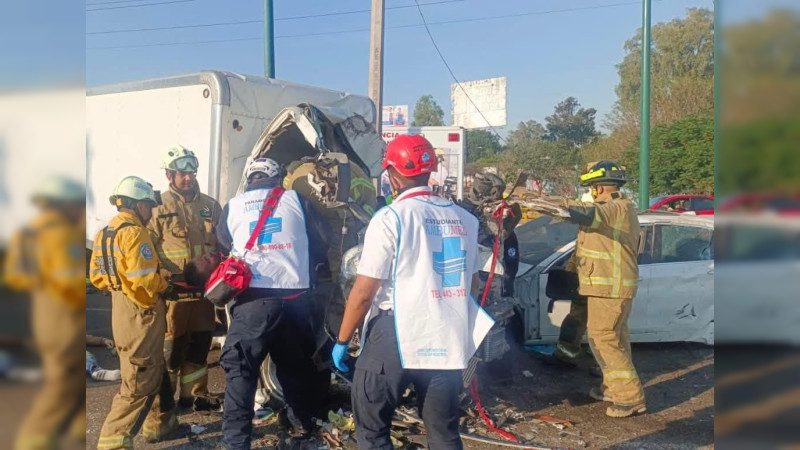 Amenaza impunidad para responsable de dos muertos y un herido en Morelia, Michoacán: Su influyente madre mueve fichas para liberarlo, acusan deudos 