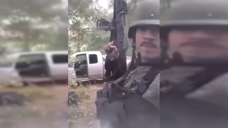 Un abrigo de caras humanas, la nueva excentricidad de “El 15”, jefe del crimen en Coalcomán, Michoacán