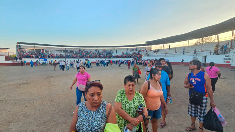Mujeres y su seguridad alimenticia son prioridad para Pablo Varona Estrada 