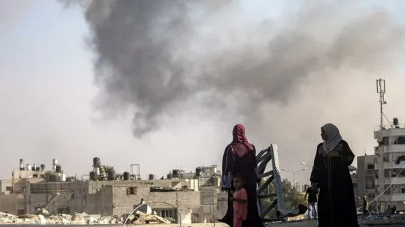 Deja al menos 18 muertos bombardeo de Israel contra escuela en Gaza; 8 serían menores de edad 