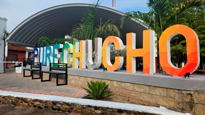 Purechucho, tenencia de Huetamo, luce un jardín totalmente remodelado 