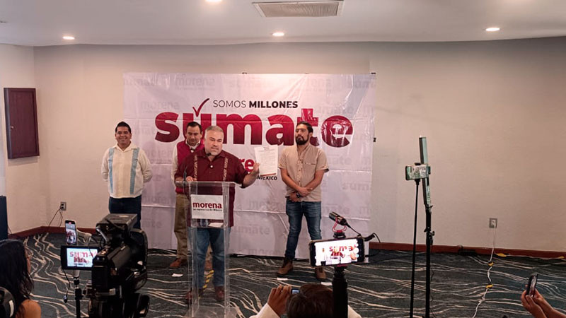 Pide Jesús Mora a Leonel Godoy alinearse a estatutos morenistas  