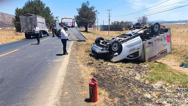 Volcadura sobre la carretera Purépero-Carapan deja un lesionado 