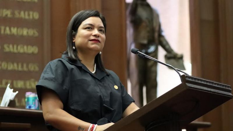 Eréndira Isauro propone garantizar atención médica a mujeres en cárceles de Michoacán 