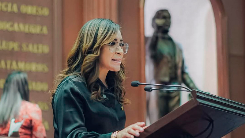 Grecia Aguilar presenta iniciativa de reforma en conjunto con más diputadas para combatir la desnutrición y el sobrepeso 