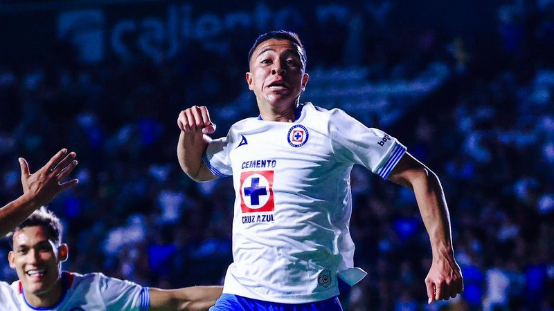 La Máquina de Cruz Azul arrolla al León deprimido en la ida de los Cuartos de Final de la Liga MX 