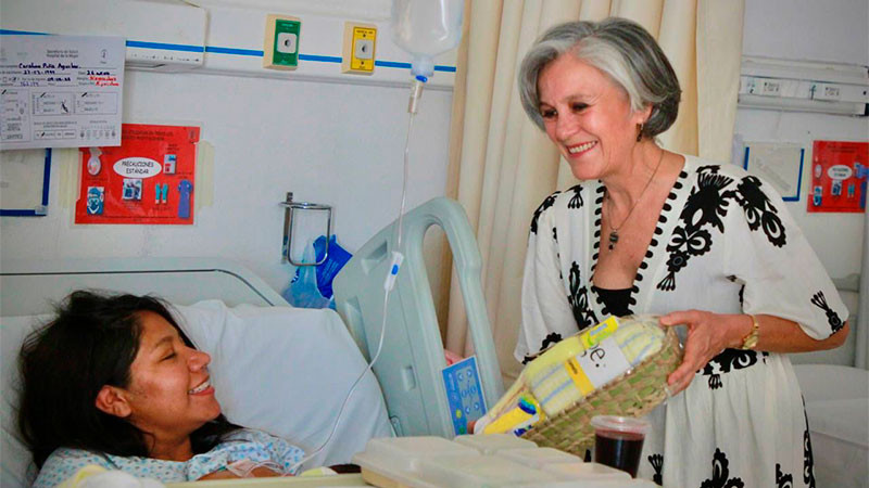 DIF Morelia celebra la maternidad con la entrega de más de 100 canastillas en hospitales 