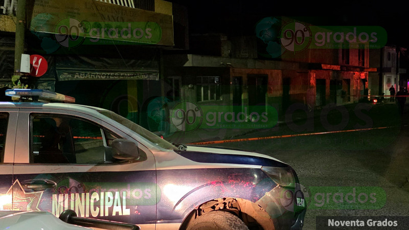 En Zamora, Michoacán, muere hombre tras chocar con su moto contra un poste 