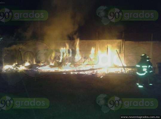 Incendio en Paracho deja pérdidas materiales 