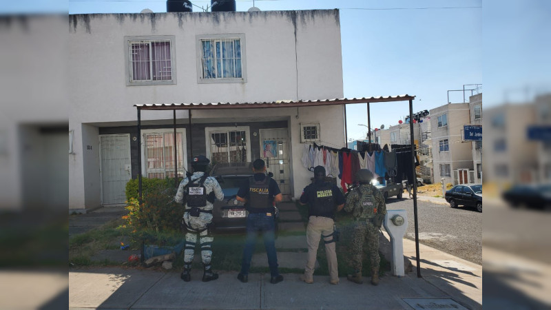 En una vivienda de Morelia, Michoacán, aseguran 300 dosis de narcóticos 