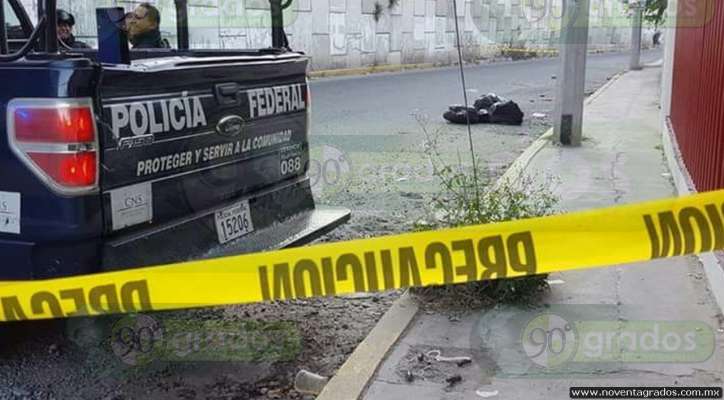 Abandonan dos cadáveres embolsados frente a Centro Juvenil de Chilpancingo - Foto 2 