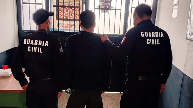 Arrestan en Morelia, Michoacán, a presunto ladrón de vehículos 