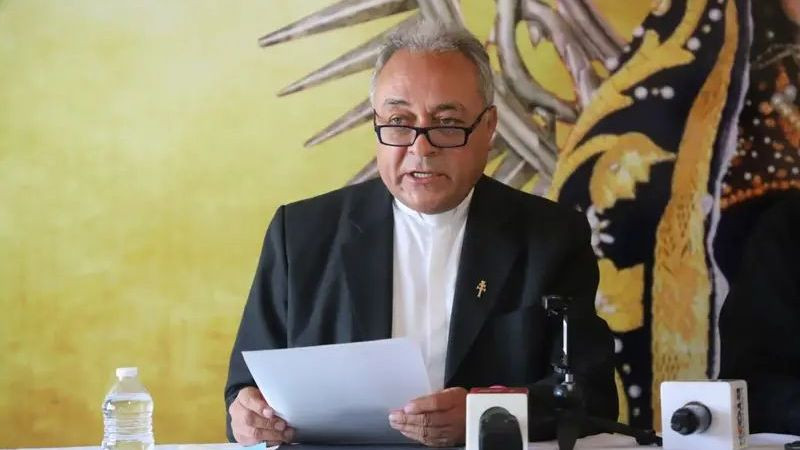 Advierte Diócesis de Querétaro riesgo por uso de aparatos tecnológicos  