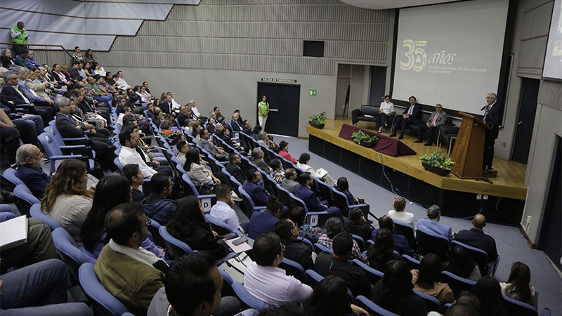 Celebra CENAPRED 35 años de trabajo 