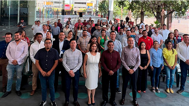 Capacita Cedemun a municipios michoacanos en armonización de bandos y reglamentos