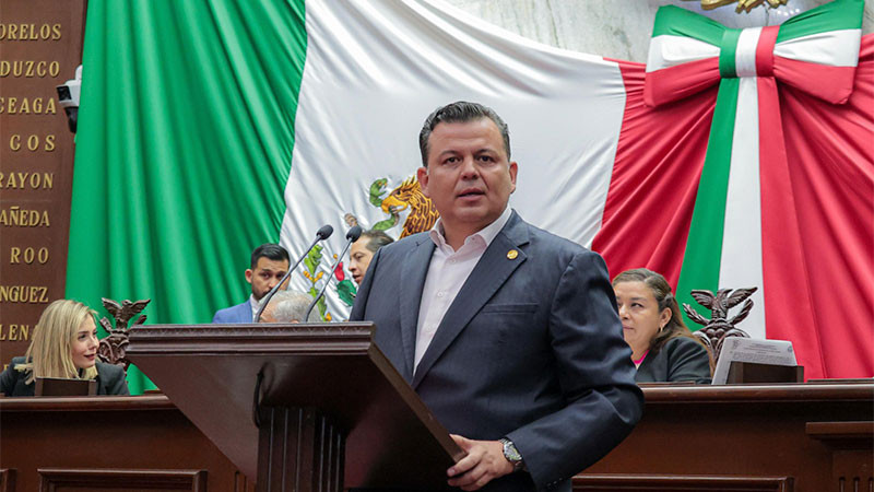 "En Michoacán, nadie merece morir a consecuencia de la implacable ola del crimen organizado": Memo Valencia 