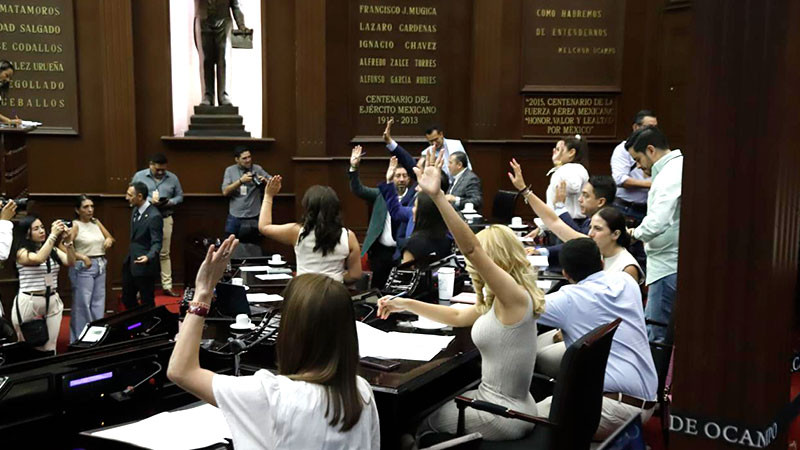 Modifica 76 Legislatura nombre de dos Comisiones de Dictamen 